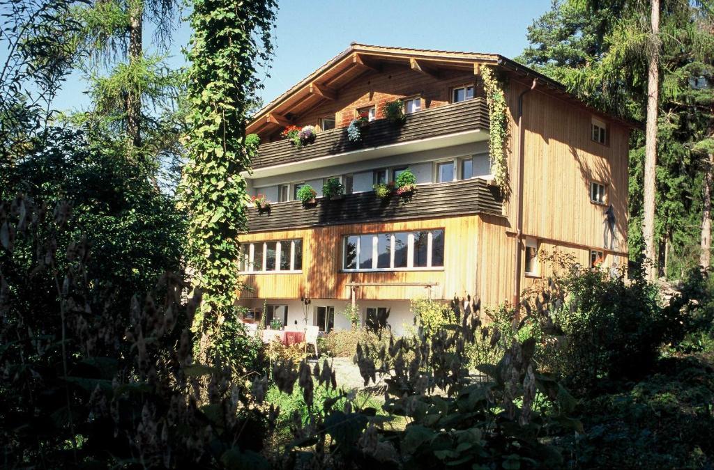 Pension Casa Selva Trin Exteriör bild