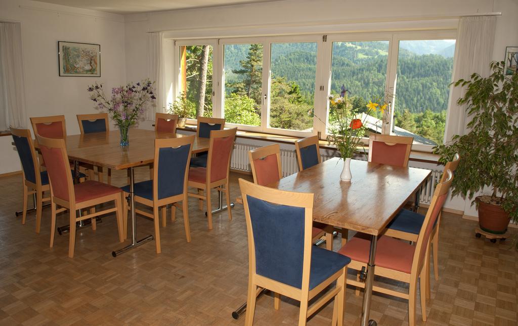 Pension Casa Selva Trin Exteriör bild
