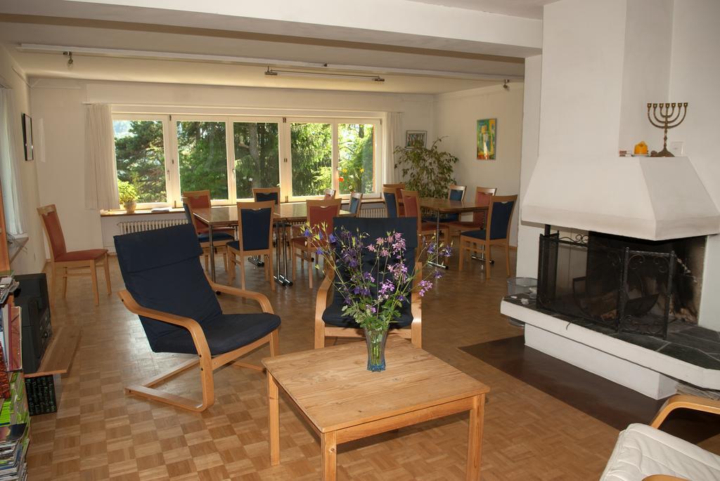 Pension Casa Selva Trin Exteriör bild