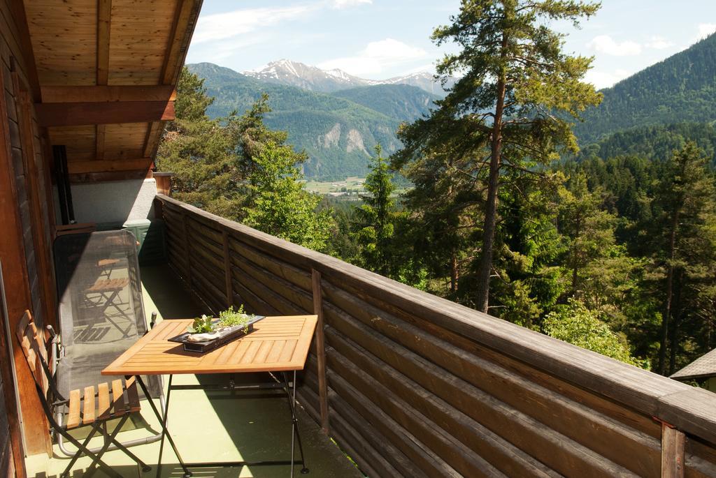 Pension Casa Selva Trin Exteriör bild